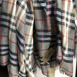 Never used Burberry scarf ADDED PHOTOS!!!!